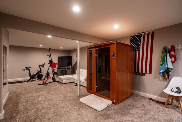 333 Nature PLACE, Johnson Creek, WI 53038