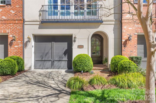 1624 Lombardy Circle, Charlotte, NC 28203