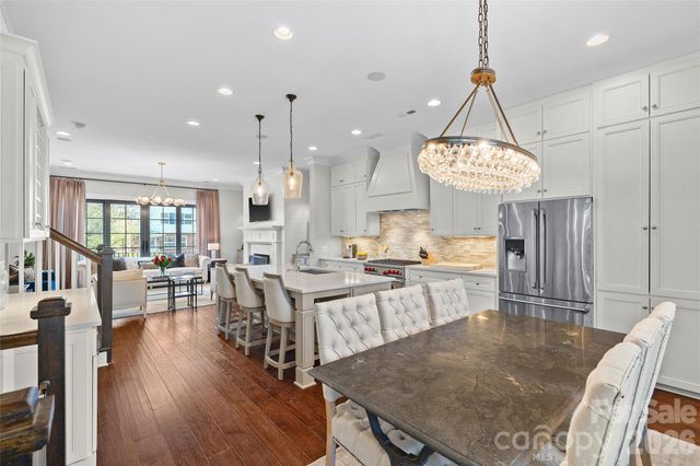 1624 Lombardy Circle, Charlotte, NC 28203