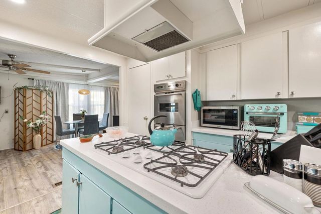 246 Laredo Drive, Palm Springs, CA 92264