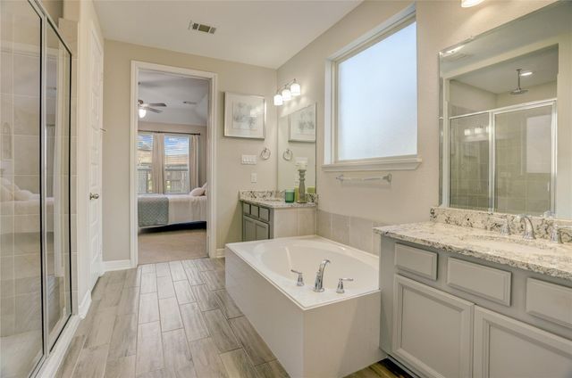3535 Manor View Court, Pearland, TX 77584