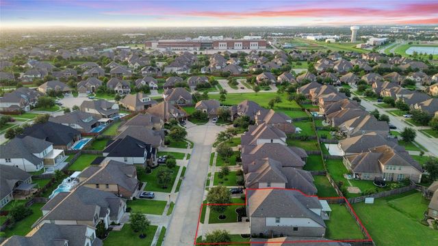 3535 Manor View Court, Pearland, TX 77584