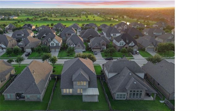 3535 Manor View Court, Pearland, TX 77584