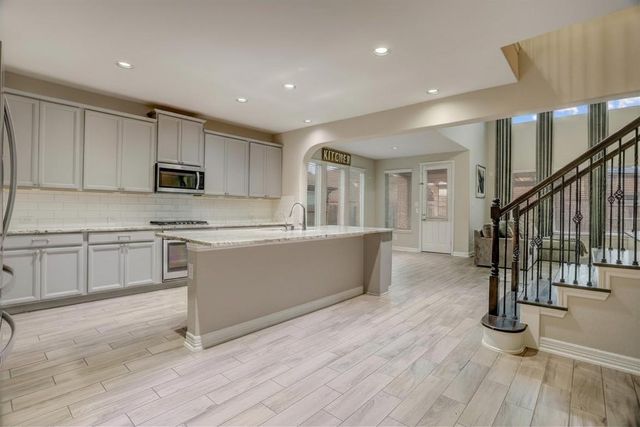 3535 Manor View Court, Pearland, TX 77584