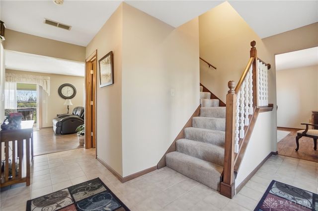 1681 Valley Heights Road, Xenia, OH 45385