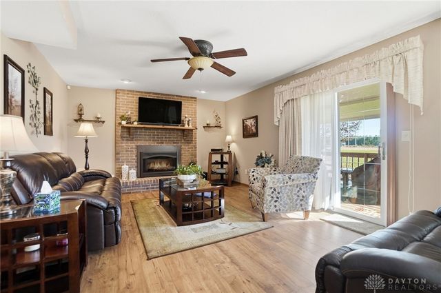 1681 Valley Heights Road, Xenia, OH 45385