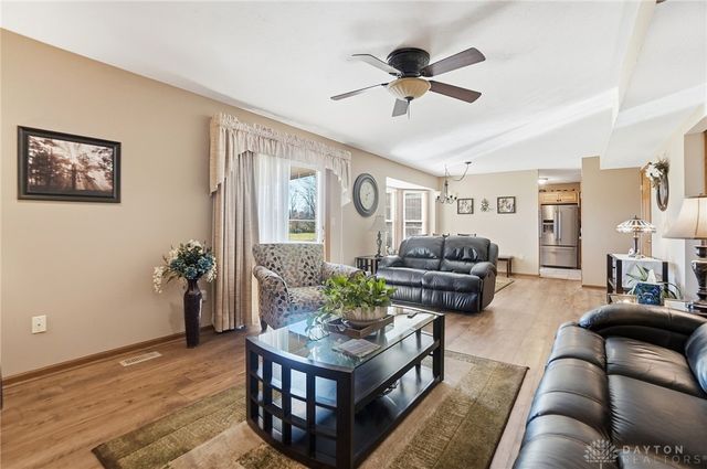 1681 Valley Heights Road, Xenia, OH 45385