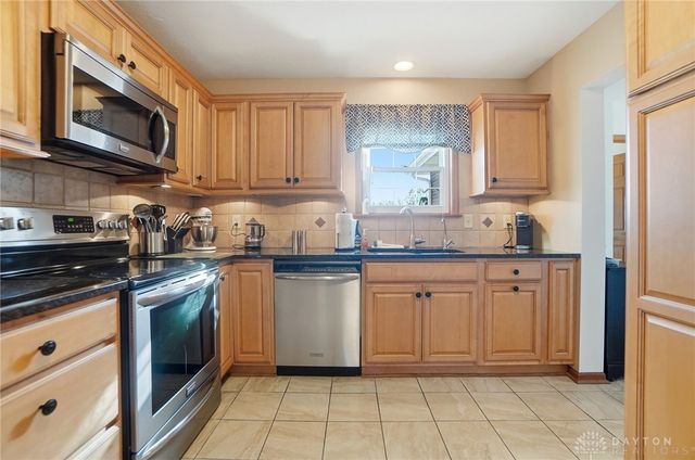 1681 Valley Heights Road, Xenia, OH 45385