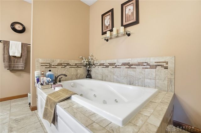 1681 Valley Heights Road, Xenia, OH 45385