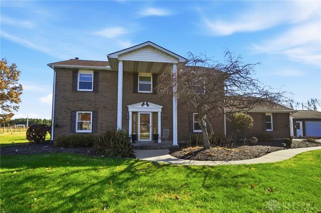 1681 Valley Heights Road, Xenia, OH 45385