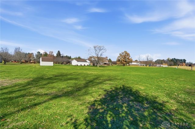 1681 Valley Heights Road, Xenia, OH 45385