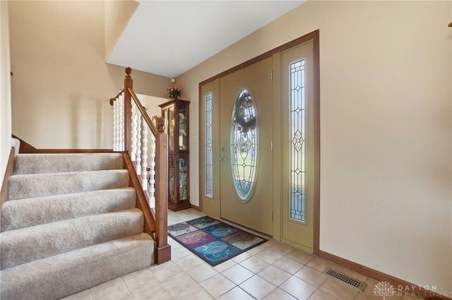 1681 Valley Heights Road, Xenia, OH 45385