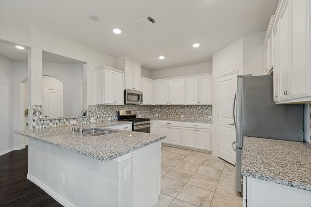 10105 Barstow Way, Mckinney, TX 75071