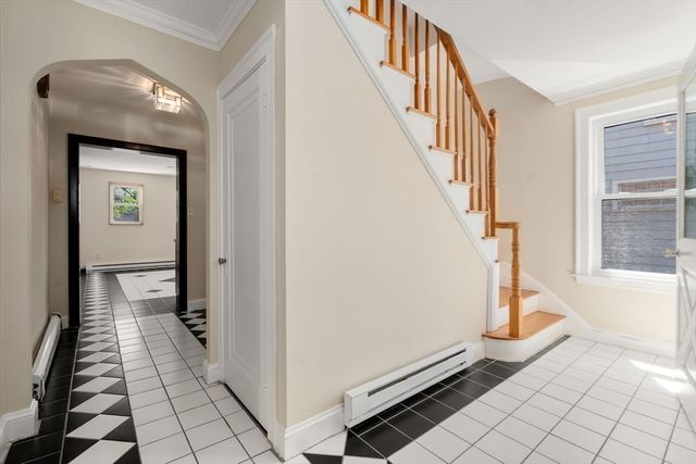 261 Russett Rd, Brookline, MA 02467