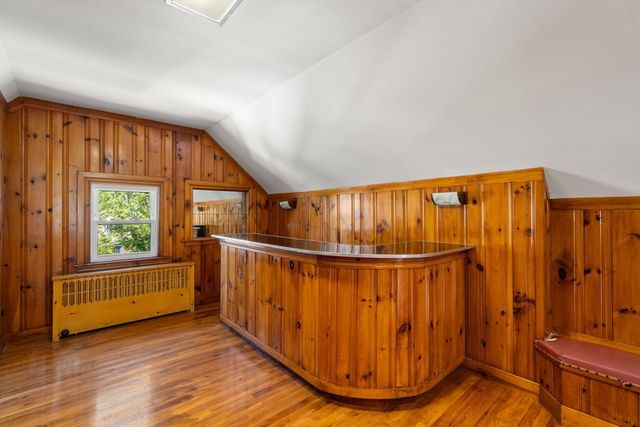 261 Russett Rd, Brookline, MA 02467