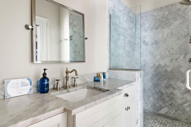 21 Broad Street, Charleston, SC 29401