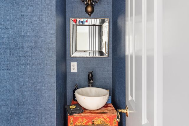 21 Broad Street, Charleston, SC 29401