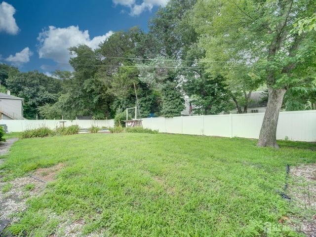 50 Sidney Avenue, Spotswood, NJ 08884