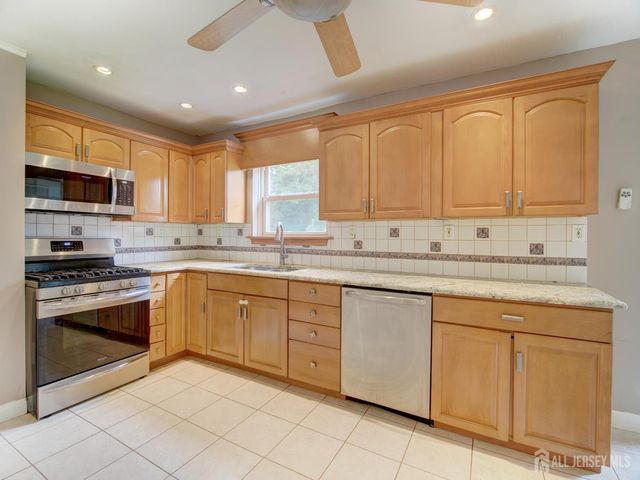 50 Sidney Avenue, Spotswood, NJ 08884