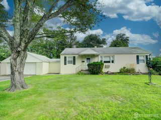 50 Sidney Avenue, Spotswood, NJ 08884