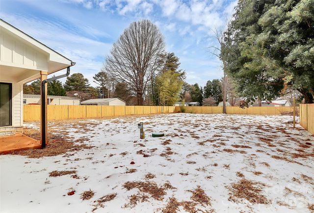 127 Hazelton Loop, Mooresville, NC 28117