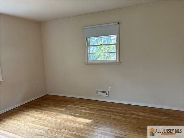 14 Forester Drive, Princeton, NJ 08540