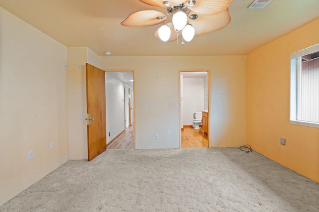 3371 Freeland Road, Central Point, OR 97502