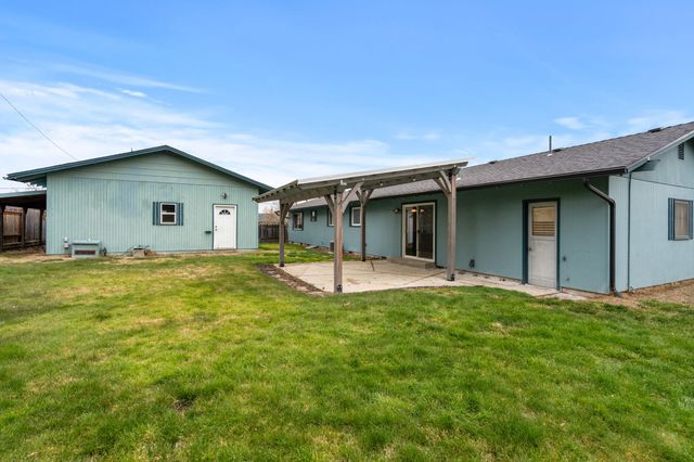 3371 Freeland Road, Central Point, OR 97502