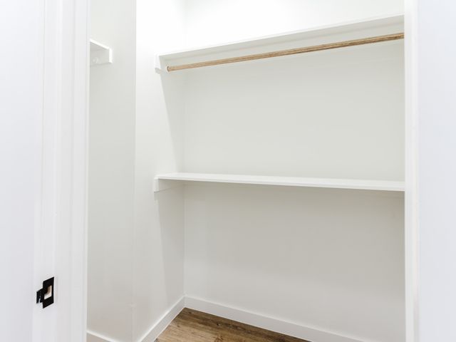 909 Bayonne Street, Dallas, TX 75212