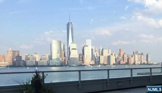 20 2nd Street 2002, Jersey City, NJ 07302