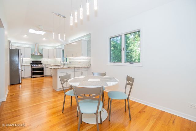 455 Eton Drive, North Barrington, IL 60010