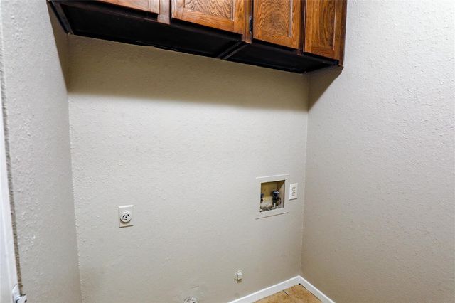 503 Crowley Road, Arlington, TX 76012