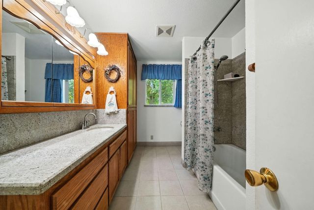 8087 El Pino Drive, Palo Cedro, CA 96073