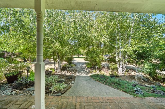 8087 El Pino Drive, Palo Cedro, CA 96073