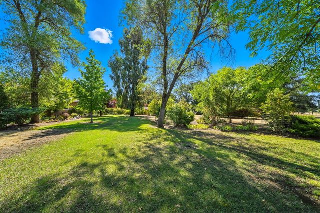 8087 El Pino Drive, Palo Cedro, CA 96073