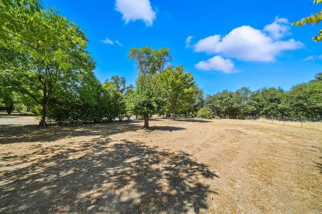 8087 El Pino Drive, Palo Cedro, CA 96073