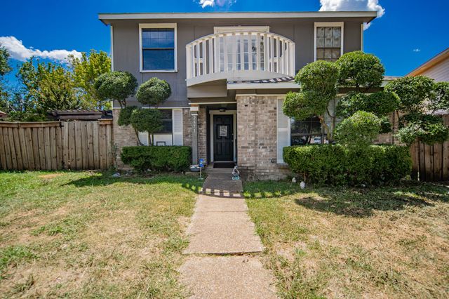 2671 Clayton Oaks Drive, Dallas, TX 75227