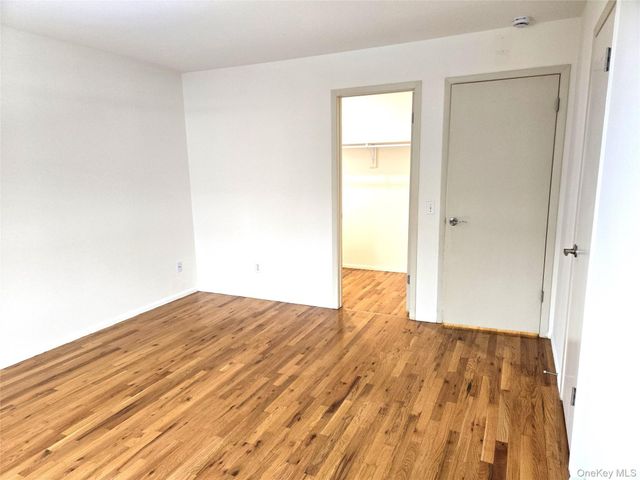 90 Graywood Road, Port Washington, NY 11050