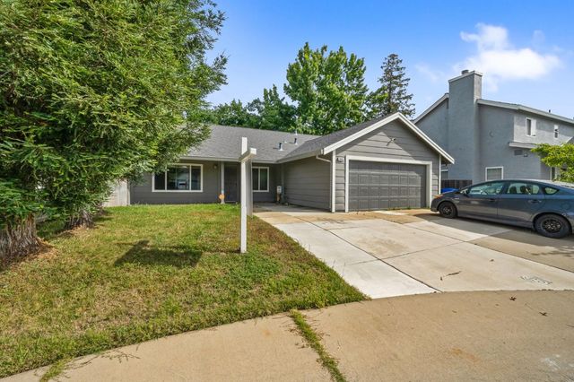 8605 Zircon Crest Ct, Elk Grove, CA 95624