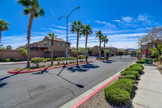 785 Crest Valley Place, Henderson, NV 89011