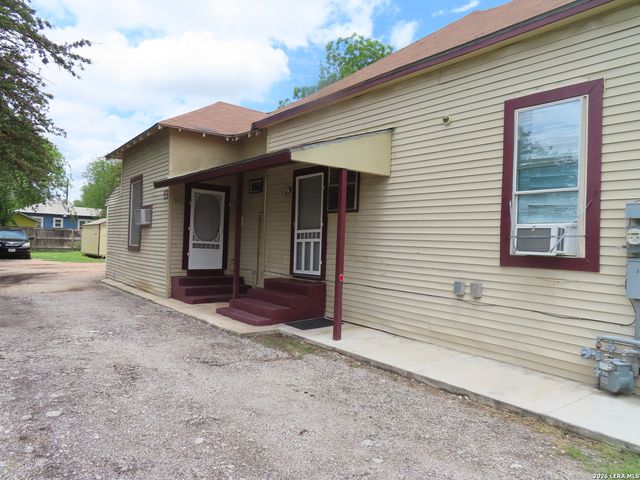 411 Grove Ave., San Antonio, TX 78210
