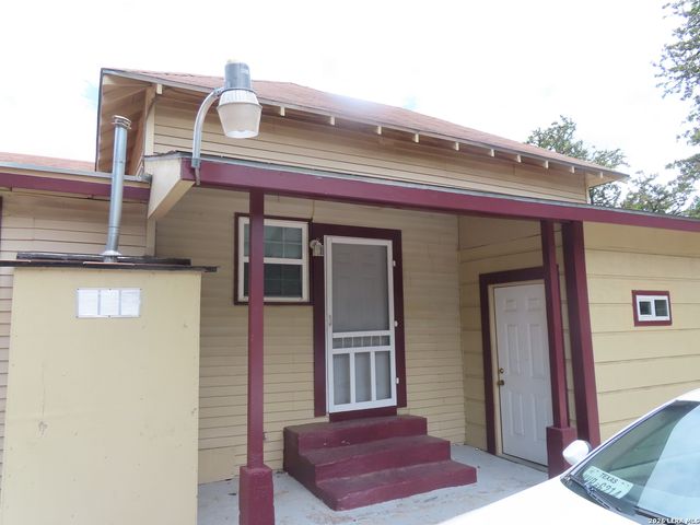 411 Grove Ave., San Antonio, TX 78210