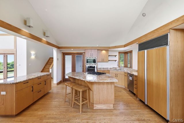 4171 Lorenzo Farm Road, Cazenovia, NY 13035
