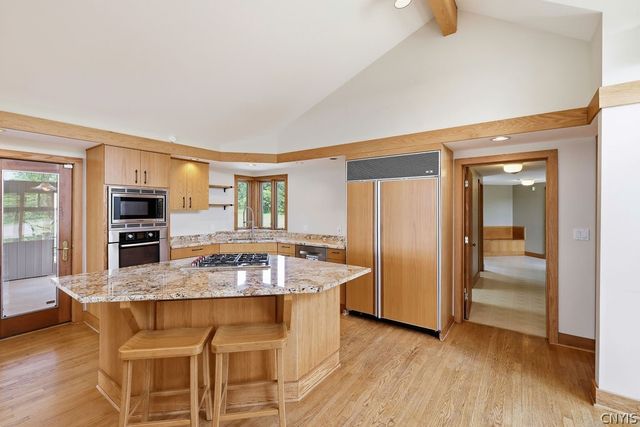 4171 Lorenzo Farm Road, Cazenovia, NY 13035