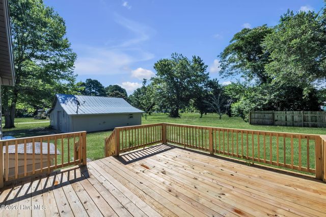 125 Robert Walker Road, Moyock, NC 27958