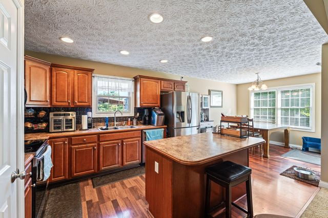 680 Loxley Lane 680 Loxley Lane, Troy, OH 45373