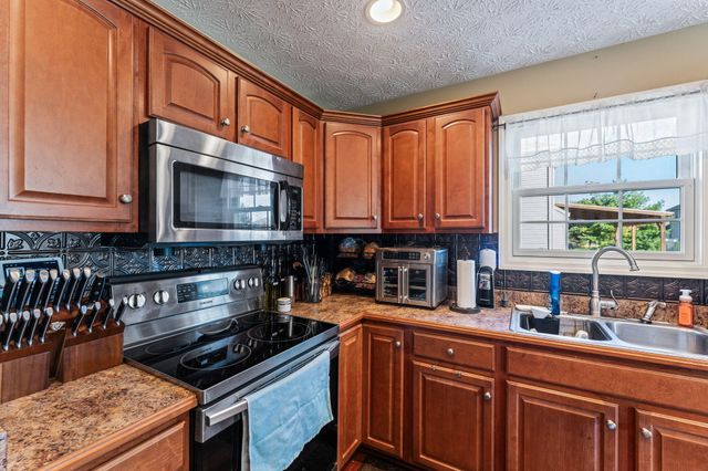 680 Loxley Lane 680 Loxley Lane, Troy, OH 45373