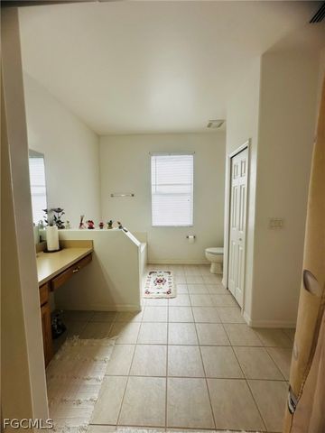 2016 SW 3rd TER, Cape Coral, FL 33991