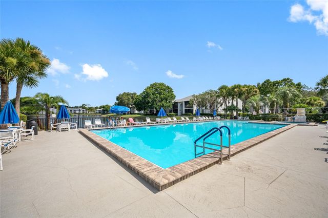 1345 PINE RIDGE CIRCLE E C2, Tarpon Springs, FL 34688