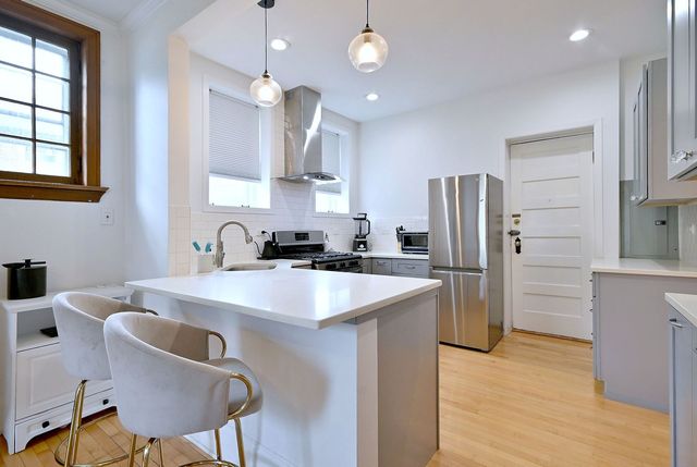 113 S Scoville Avenue 1S, Oak Park, IL 60302